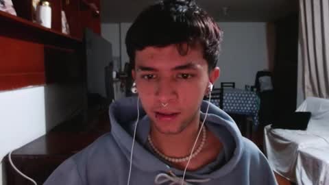 Snapshot of justine_ad chatting on October 2025 05:10:01 AM Justine online show from October 2025 05:10:01 AM