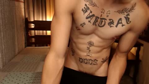 justine_hunk online show from December 2024 03:14:02 AM