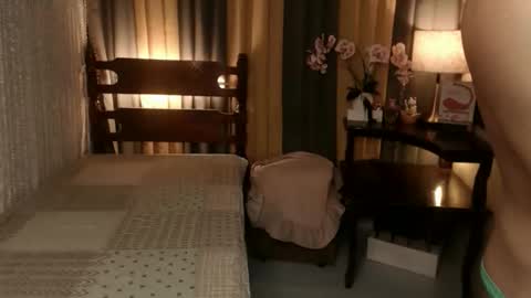 justine_hunk online show from September 2025 05:45:02 AM