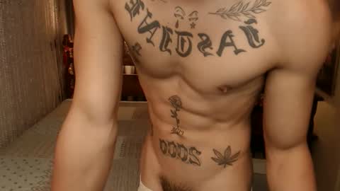 justine_hunk online show from March 2026 09:42:02 PM