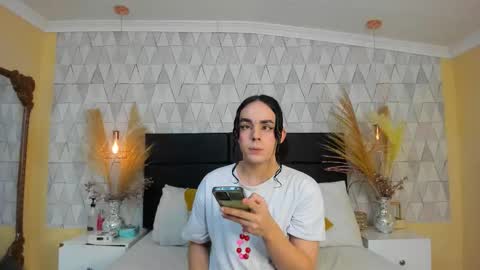 Justine online show from March 2026 03:56:02 AM