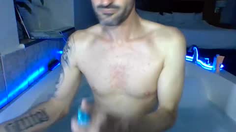 Snapshot of justing2324 chatting on October 2025 04:27:01 AM Justin online show from October 2025 04:27:01 AM