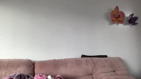 Jess online show from April 2026 01:30:01 AM