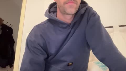 Snapshot of justmeandyou00 chatting on December 2025 11:08:01 AM justmeandyou00 online show from December 2025 11:08:01 AM