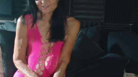 Bev aka Diamond online show from October 2025 09:54:02 AM