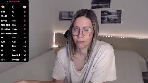 Snapshot of justmexy7 chatting on October 2025 04:13:02 AM Julie online show from October 2025 04:13:02 AM