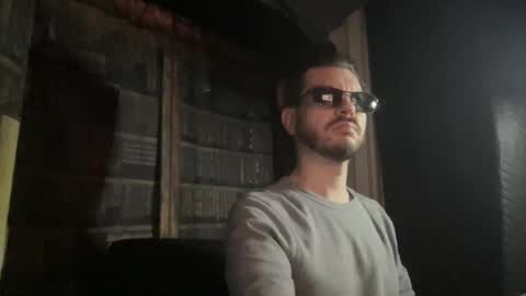 M. Dean online show from December 2025 04:31:02 AM