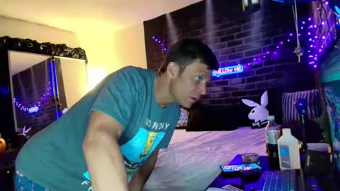 Snapshot of justwannalookgood4ya chatting on December 2024 09:48:01 PM Eetantungfuk Mias online show from December 2024 09:48:01 PM