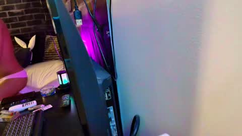 Snapshot of justwannalookgood4ya chatting on December 2024 01:39:01 PM Eetantungfuk Mias online show from December 2024 01:39:01 PM