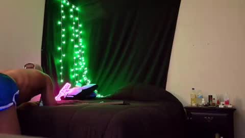 Snapshot of justwannalookgood4ya chatting on February 2025 06:07:01 PM Eetantungfuk Mias online show from February 2025 06:07:01 PM