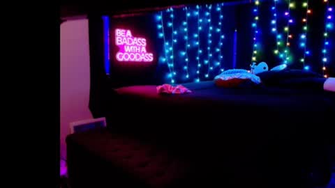 Snapshot of justwannalookgood4ya chatting on February 2025 07:55:01 AM Eetantungfuk Mias online show from February 2025 07:55:01 AM