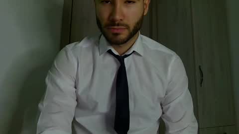 Justin online show from November 2025 05:29:01 AM