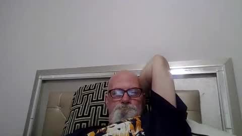 Snapshot of k109609 chatting on December 2025 06:59:02 PM k109609 online show from December 2025 06:59:02 PM