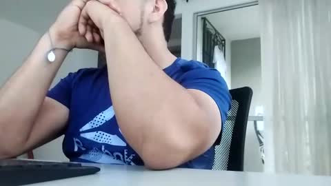 Kismmaass online show from February 2025 11:31:01 AM