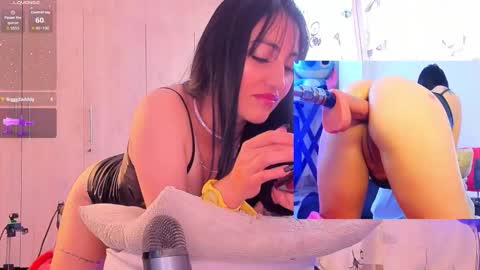  Karolin  online show from March 2026 02:09:02 PM