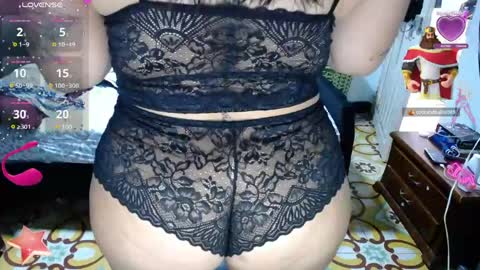 Snapshot of kaarlaa_ chatting on May 2026 06:02:02 PM Karla online show from May 2026 06:02:02 PM