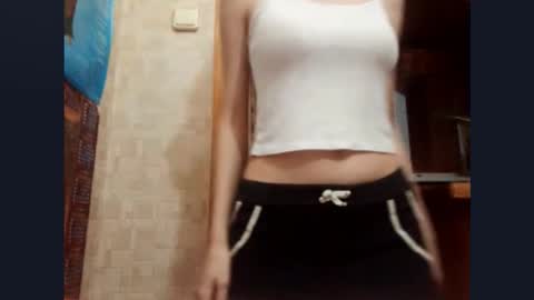 Snapshot of kacilangowski chatting on November 2025 03:22:02 PM Nika online show from November 2025 03:22:02 PM