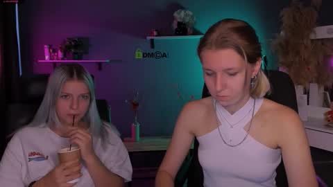 kaela_spell_ online show from October 2025 05:38:02 AM