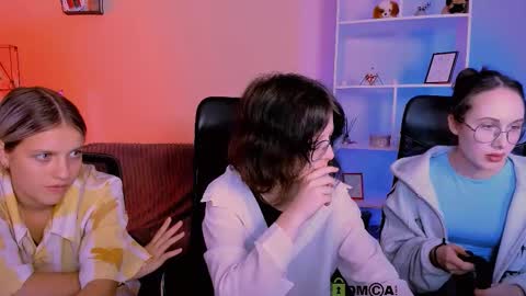 Snapshot of kaela_spell_ chatting on December 2025 08:37:02 PM kaela_spell_ online show from December 2025 08:37:02 PM