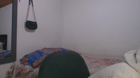 KAHELIINDEPENDENT MODEL online show from March 2025 04:28:02 PM