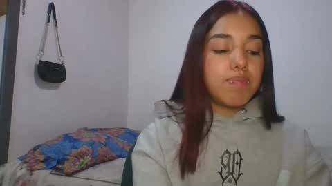 KAHELIINDEPENDENT MODEL online show from March 2025 07:31:02 PM