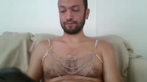 Snapshot of kahramantik chatting on March 2025 01:17:01 PM Turkish boy33 online show from March 2025 01:17:01 PM