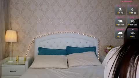 Kaia Monday Thursday FridaySaturdaySunday online show from October 2025 10:10:01 AM