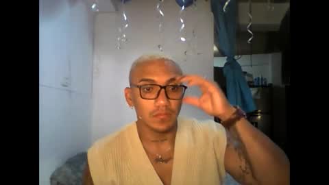 Snapshot of kail_1111 chatting on December 2025 08:20:02 AM kail_1111 online show from December 2025 08:20:02 AM