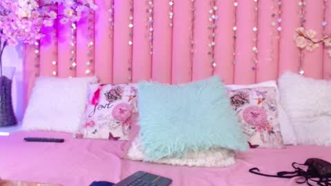 kailye Jones online show from December 2024 02:04:01 AM