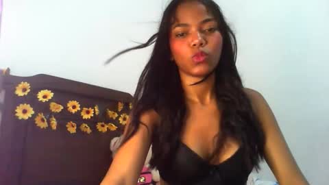 Snapshot of kailyn_ross chatting on May 2026 06:38:01 PM kailyn_ross online show from May 2026 06:38:01 PM