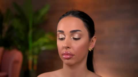 Kaira online show from April 2026 05:44:01 PM