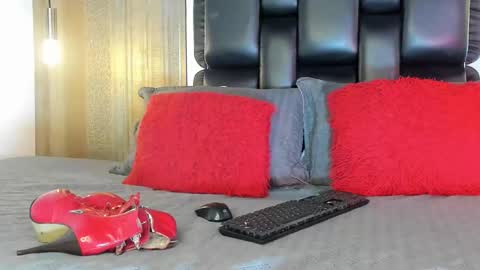 Kairy online show from March 2026 06:54:01 PM