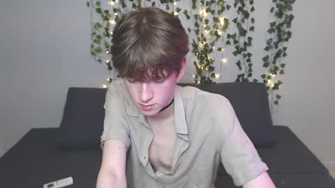 slutkai online show from October 2025 08:09:02 PM