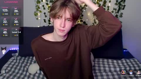 slutkai online show from December 2025 09:42:02 PM