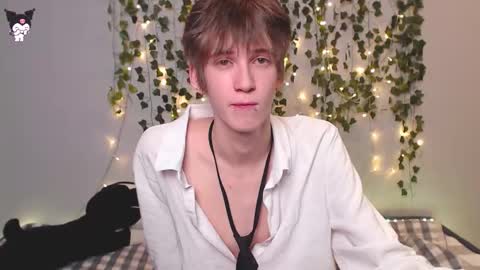 slutkai online show from December 2025 03:06:01 PM