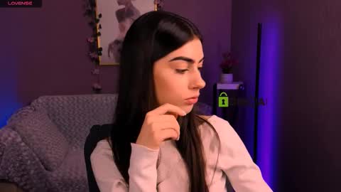 Kaisy online show from December 2025 10:23:02 AM