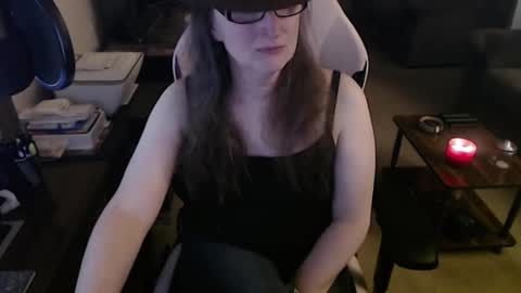 Snapshot of kait331 chatting on January 2025 04:07:01 AM Camprincess331 online show from January 2025 04:07:01 AM