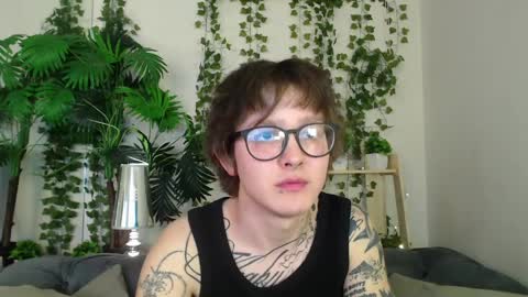 kaitonyan online show from April 2026 11:57:01 PM