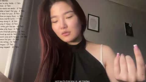 Snapshot of kalalinet chatting on May 2026 02:22:01 PM Sakura online show from May 2026 02:22:01 PM