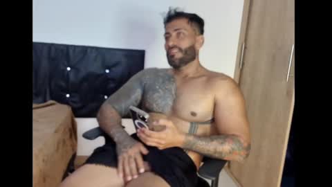 Snapshot of kaleth_price chatting on March 2025 12:07:02 AM Kaleth Price online show from March 2025 12:07:02 AM