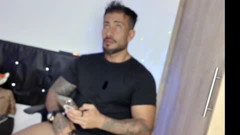 Snapshot of kaleth_price chatting on March 2025 01:45:02 AM Kaleth Price online show from March 2025 01:45:02 AM