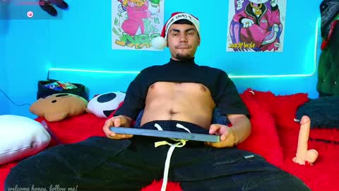 Snapshot of kalivan_voinesscu chatting on December 2024 06:21:02 AM K A L I online show from December 2024 06:21:02 AM