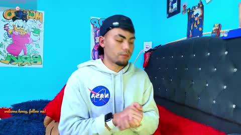 Snapshot of kalivan_voinesscu chatting on February 2025 06:37:01 AM K A L I online show from February 2025 06:37:01 AM