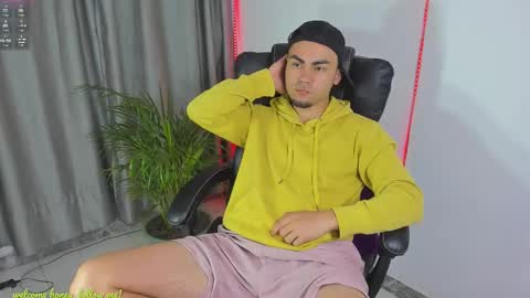 Snapshot of kalivan_voinesscu chatting on November 2025 08:37:01 AM K A L I online show from November 2025 08:37:01 AM