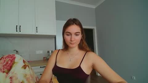 Snapshot of kalorine chatting on November 2025 09:09:01 AM Mellikyy online show from November 2025 09:09:01 AM