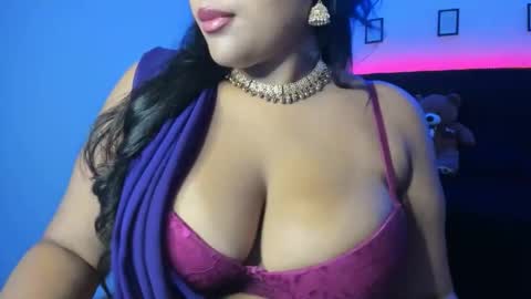 Snapshot of kamala_khan_tx chatting on May 2026 08:47:01 PM Online 800 to 1400 online show from May 2026 08:47:01 PM