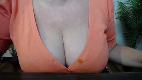 KamaliaSim online show from April 2026 07:14:01 PM