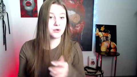 kamilla_love_ online show from February 2026 01:56:01 PM