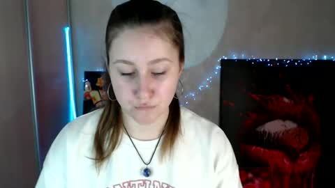 Snapshot of kamilla_love_ chatting on May 2026 12:21:01 PM kamilla_love_ online show from May 2026 12:21:01 PM