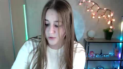Snapshot of kamilla_love_ chatting on May 2026 12:43:01 PM kamilla_love_ online show from May 2026 12:43:01 PM